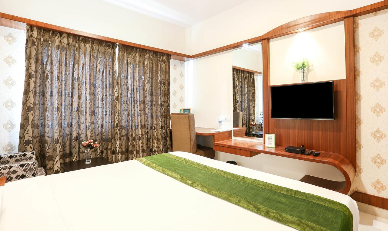 Treebo Premium Akshaya Mahal Inn Mysore Ngoại thất bức ảnh